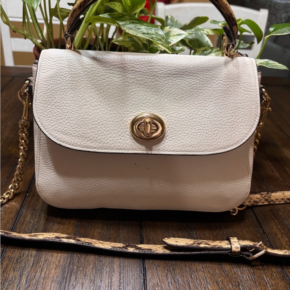 Coach Cream Shoulder Bag with Gold Accents - Picture 1 of 11